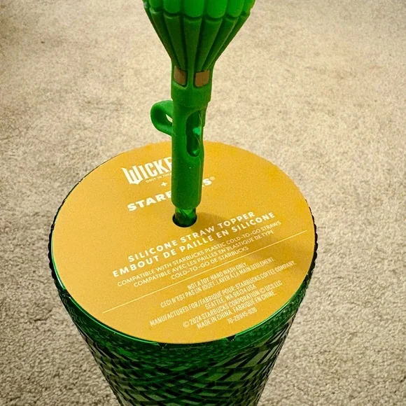 Rare Wicked and Starbucks Emerald City Green Tumbler & Out-of-print Promo Poster - Picture 6 of 6